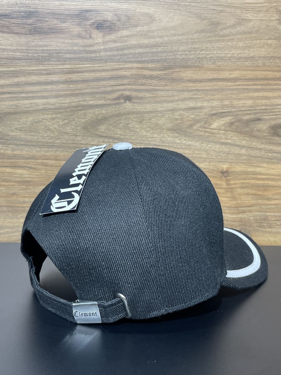 Gorra negra Clemont bordado blanco, foto 2 de 3