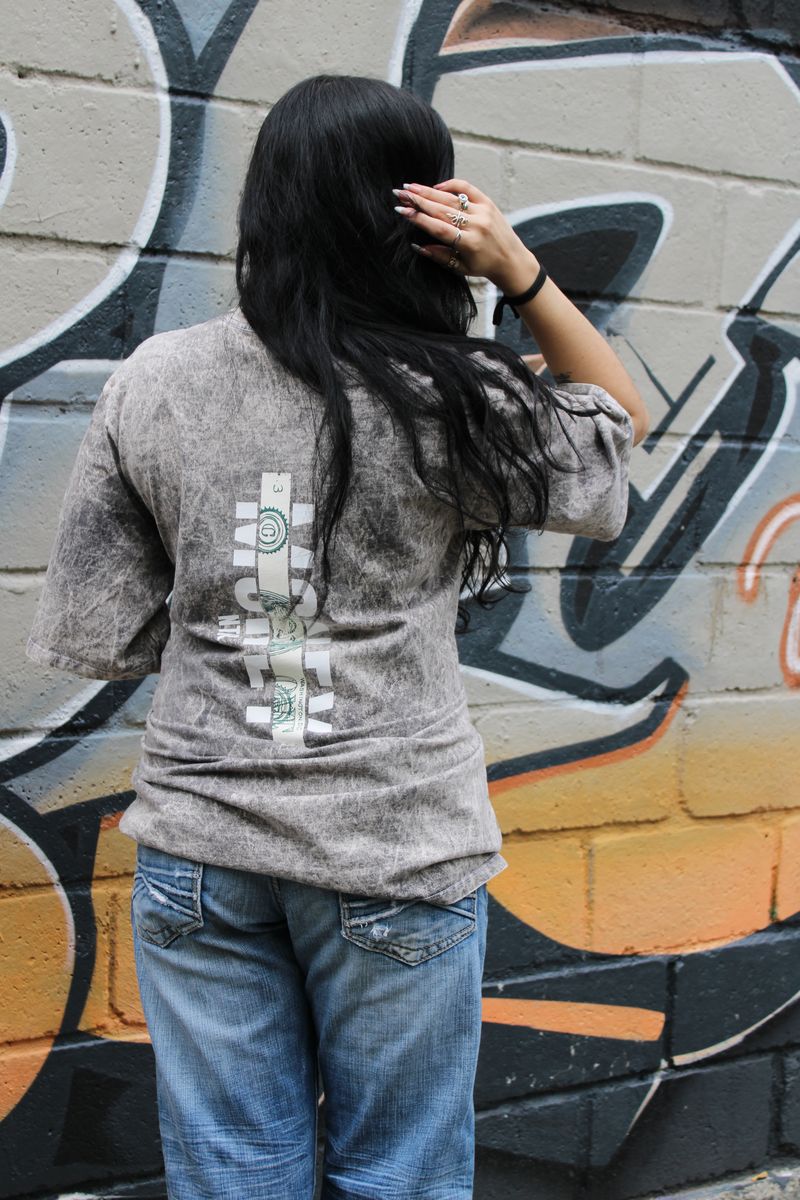 Camiseta gris mineral wash Money NTR - L, foto 4 de 5