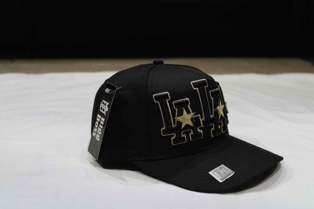 Gorra premium LA negra bordado múltiple, foto 2 de 5
