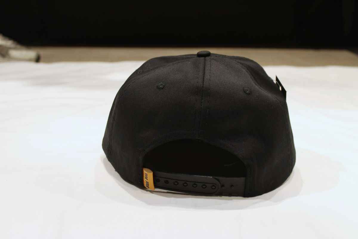 Gorra premium LA negra bordado múltiple, foto 3 de 5