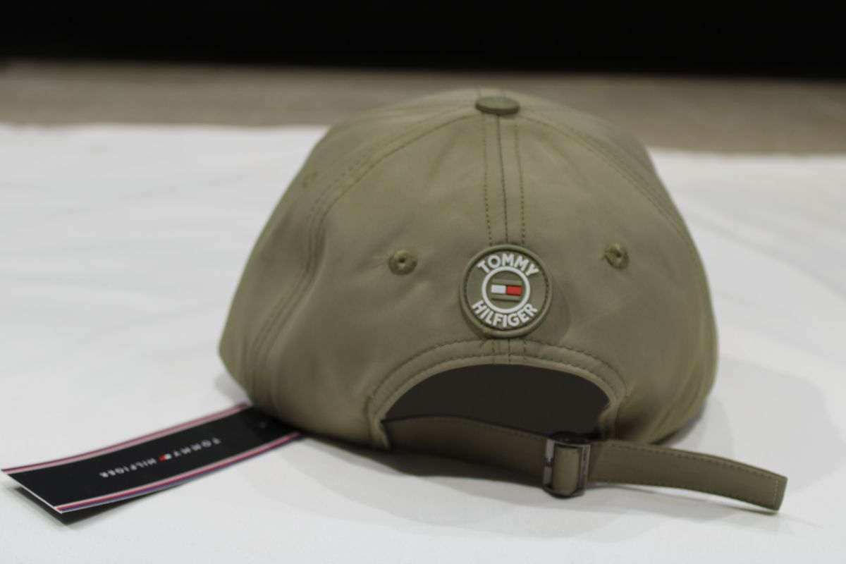 Gorra premium Tommy Hilfiger gris oliva, foto 3 de 3
