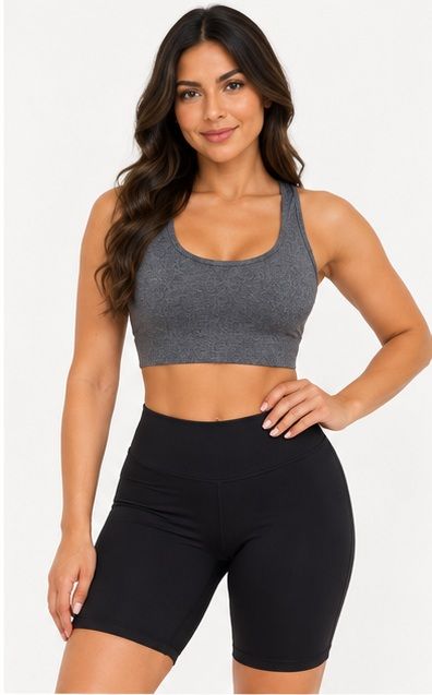 Conjunto deportivo top olímpico y biker, foto 3 de 5
