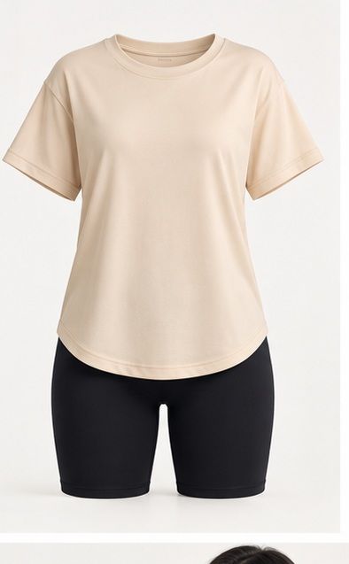 Conjunto deportivo biker y blusa oversize