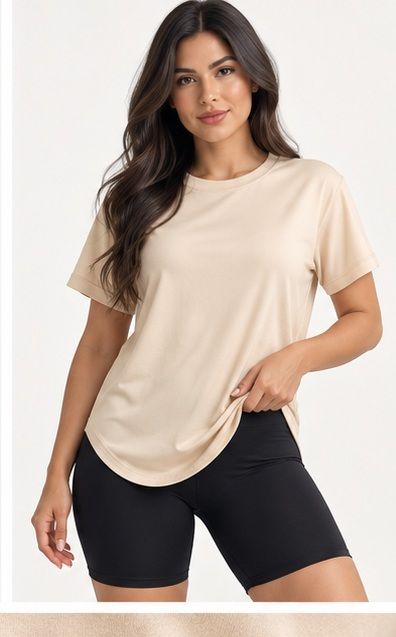 Conjunto deportivo biker y blusa oversize, foto 3 de 5