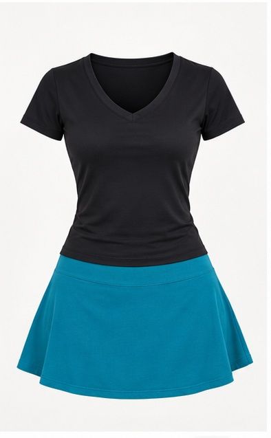Conjunto deportivo falda short y blusa 010