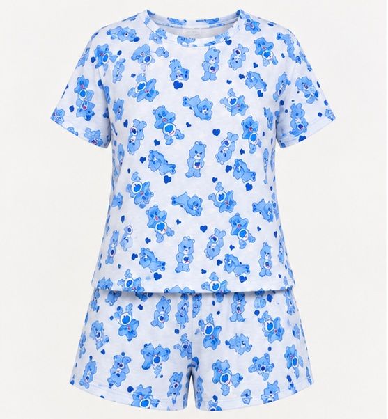 Pijama de dama con short y blusa oversize