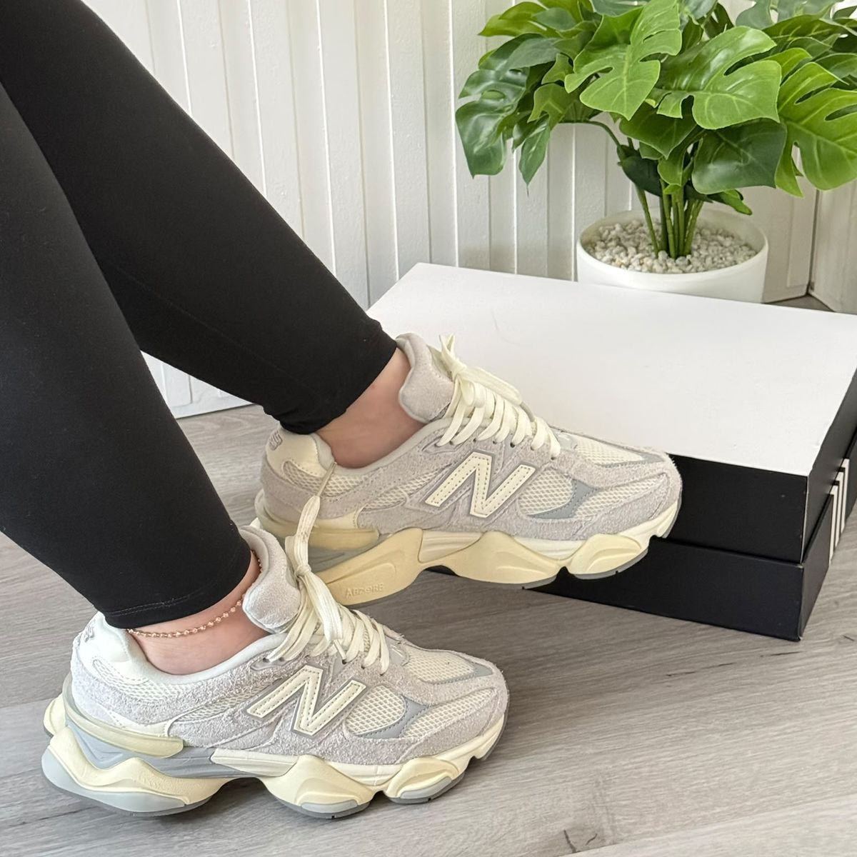 Zapatillas running beige crema robustas